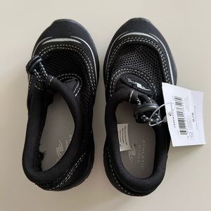 Toddler Water Shoes - Size 5/6